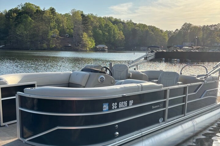 Boat Tour on Lake Keowee