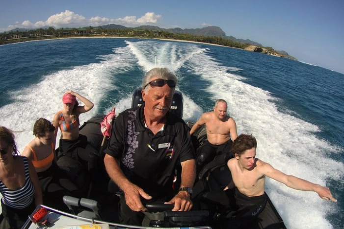 Kauai's Ultimate Boat 2 Tank Adventure Dive Certified Divers Only