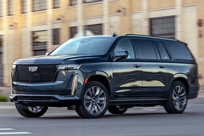 Private Transfer: Midway Airport MDW to Chicago by Luxury SUV
