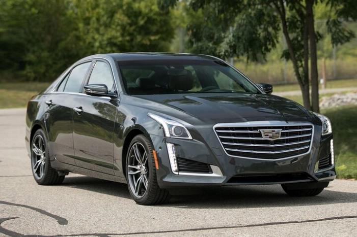Private Transfer: Newark Airport EWR to New York in Business Car