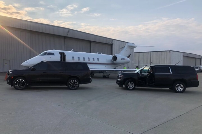 Curbside SUV Transfer from ORD to Downtown Chicago
