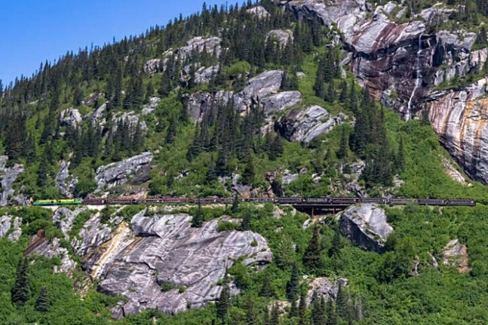 Half-Day Skagway City Tour and White Pass Summit Adventure